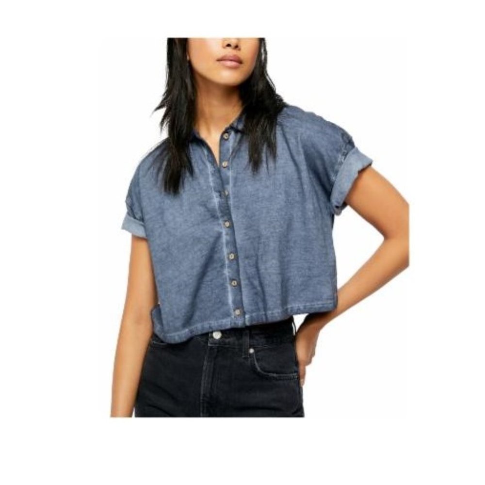 NWT Free People Women's Shirt Blue Size XS Rush Short Sleeve Button up $50 C0051